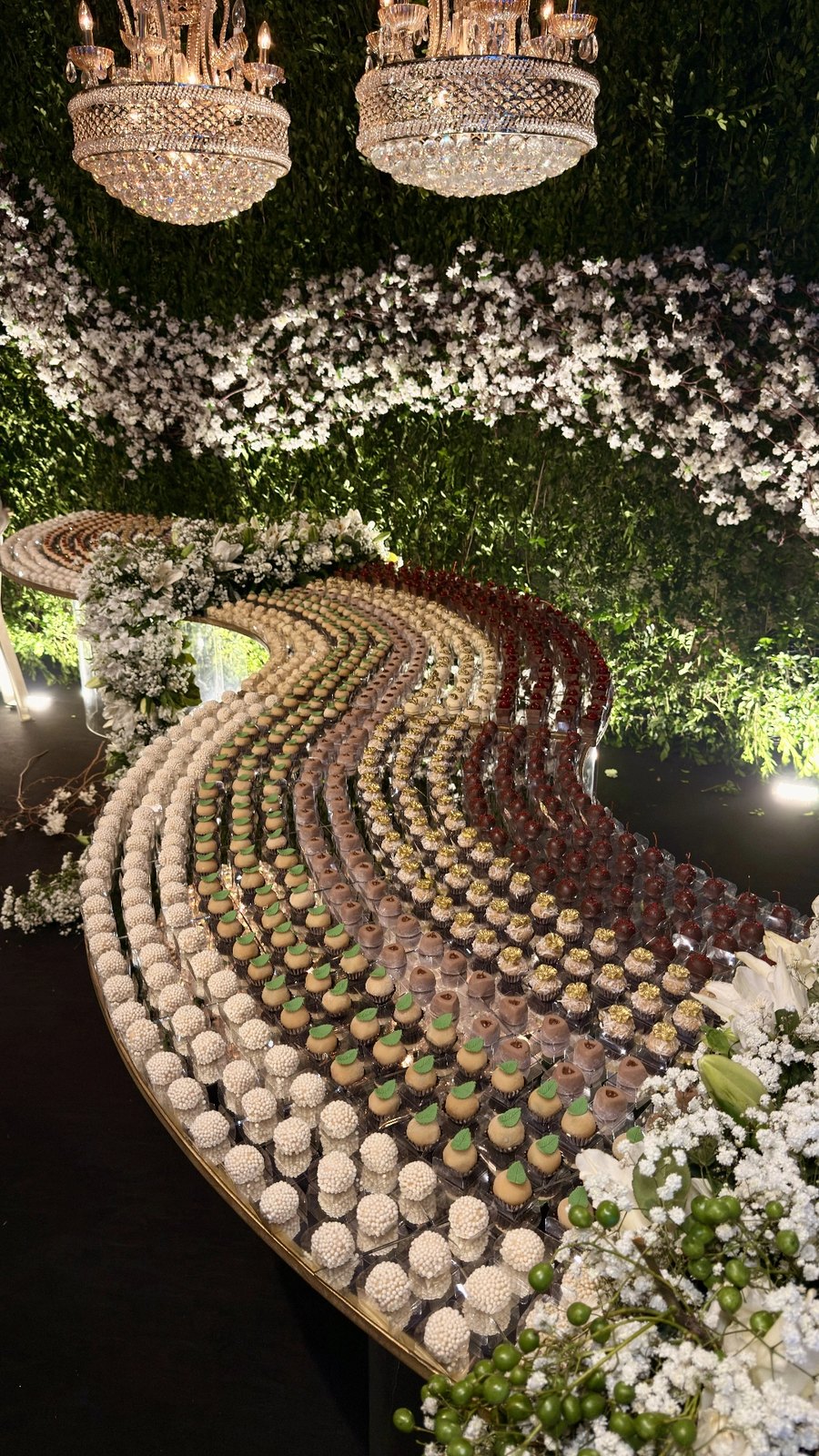 Mesa de doces da Dolcier montada em um evento
